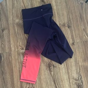 Zyia Light and Tight Leggings